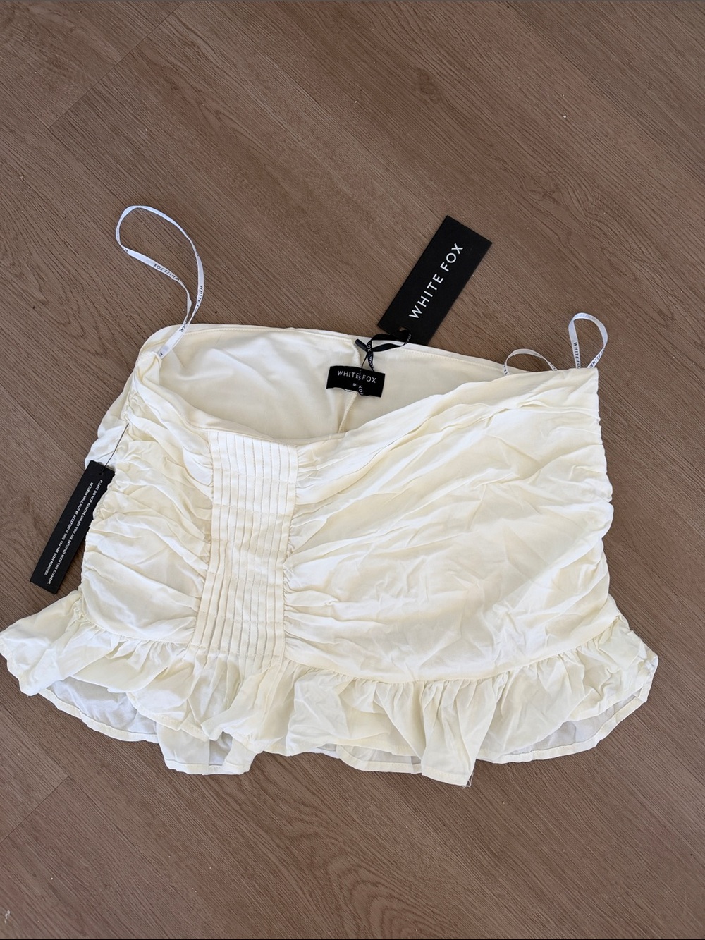 White Fox Cream Ruffle Waistband Women’s Skirt/skort